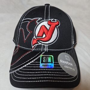 New Jersey Devils Reebok NHL Center Ice Fitted Cap Hat Size: S/M